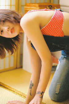 军人野外吮她的花蒂楚晚宝